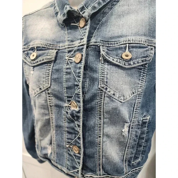Maurices Womens Dark Jean Jacket Crop Size M Long Sleeve Denim - Picture 2 of 5